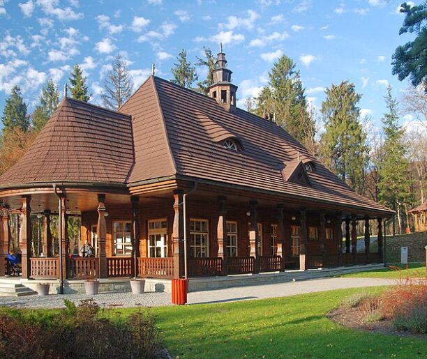 Pijalnia Wód Mineralnych i Park Zdrojowy