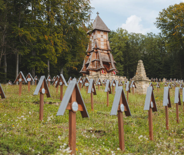 Łużna, cmentarz wojskowy numer 123 na wzgórzu Pustki