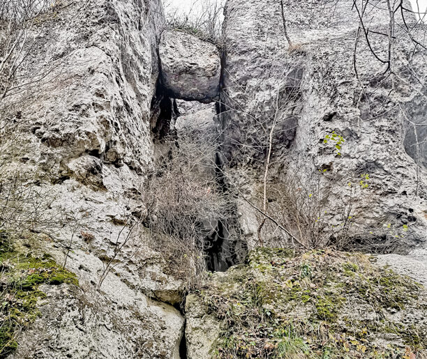 Jaskinia Biśnik