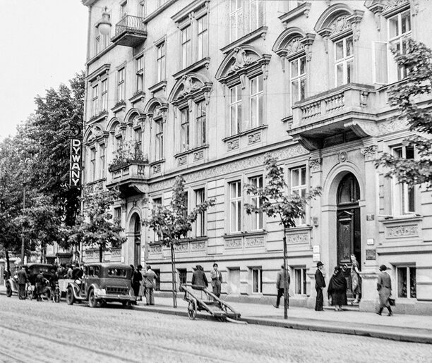 Напад на Яна Козеровського, майстра парасольок