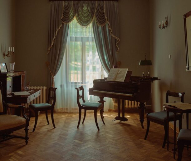 Dwór Ignacego Paderewskiego w Kąśnej Dolnej